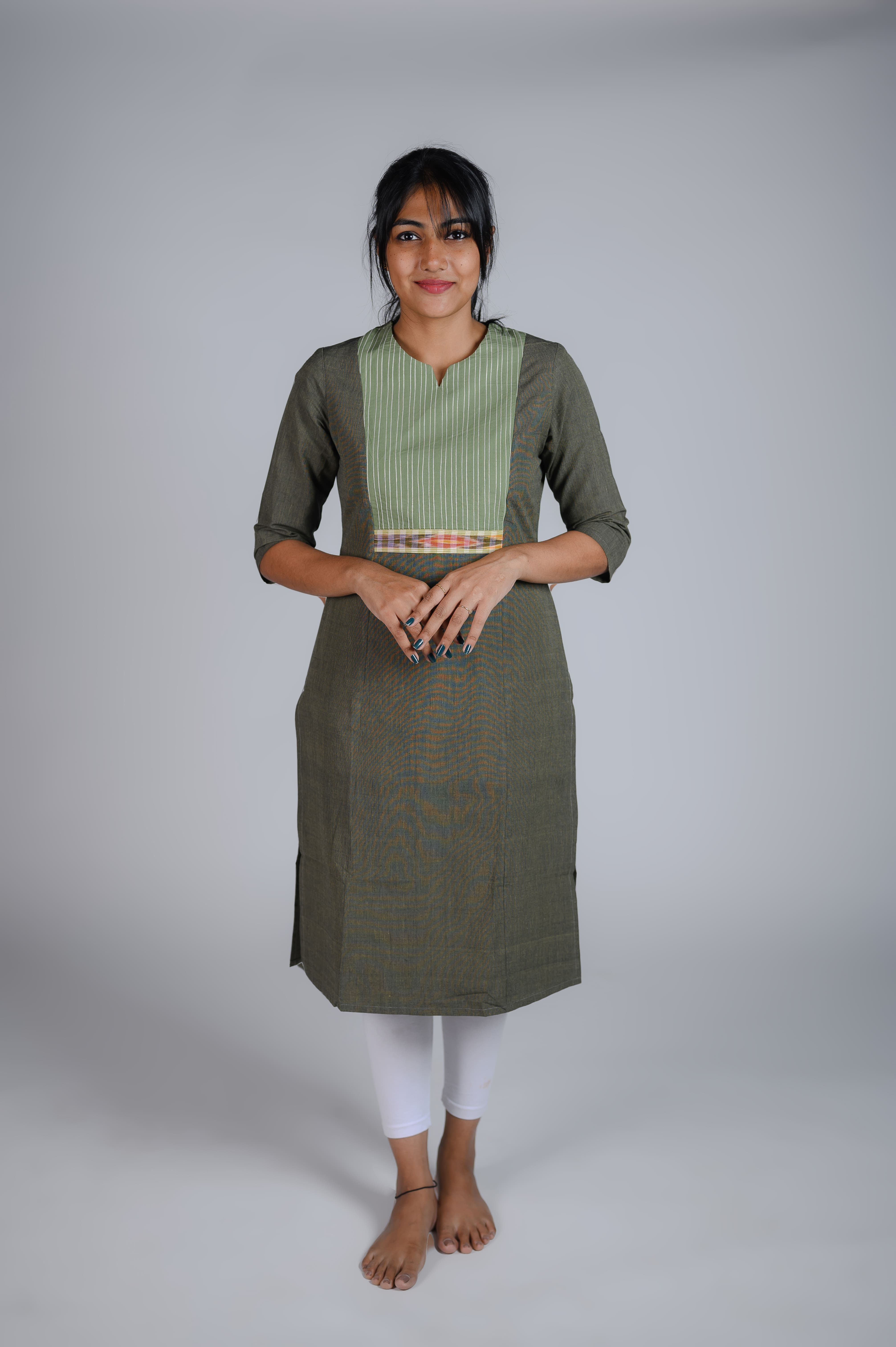 Kēmi Womens Cotton V-Notch Round Neck  Kurta with...